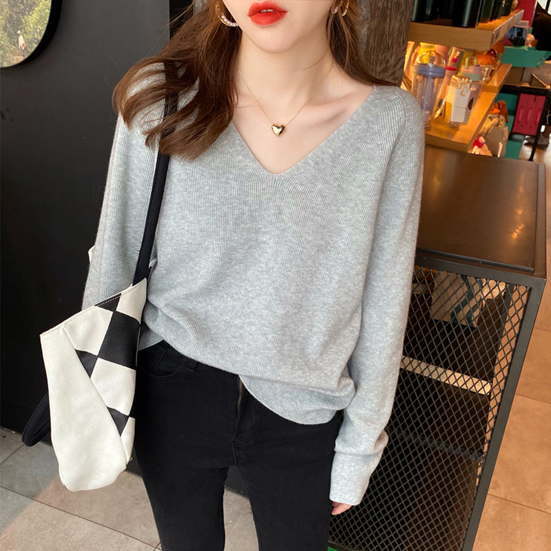 Korean V-Neck Knit Sweater for Women 2026 Fall Winter Base Layer Loose Slimming Top - Image 5